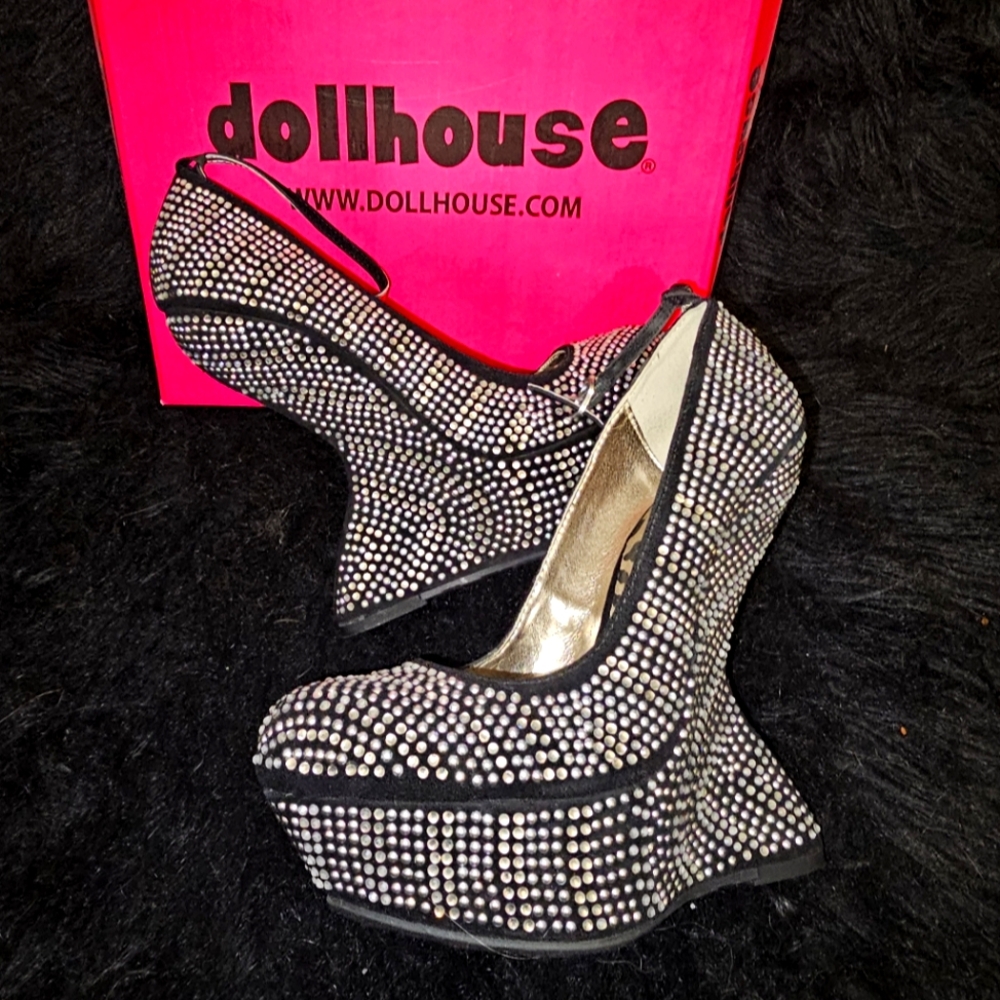Funky Party Heels SIZE 7.5